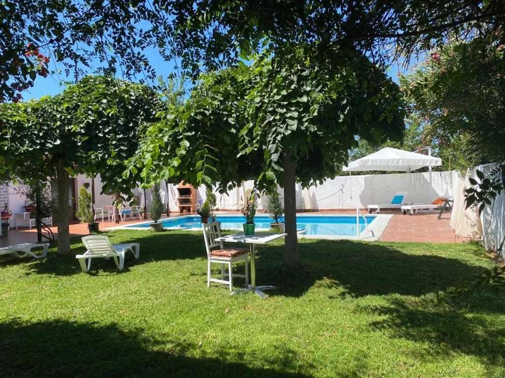 Hotel Rural Villa Torreaguila บาดาฮอส ภายนอก รูปภาพ