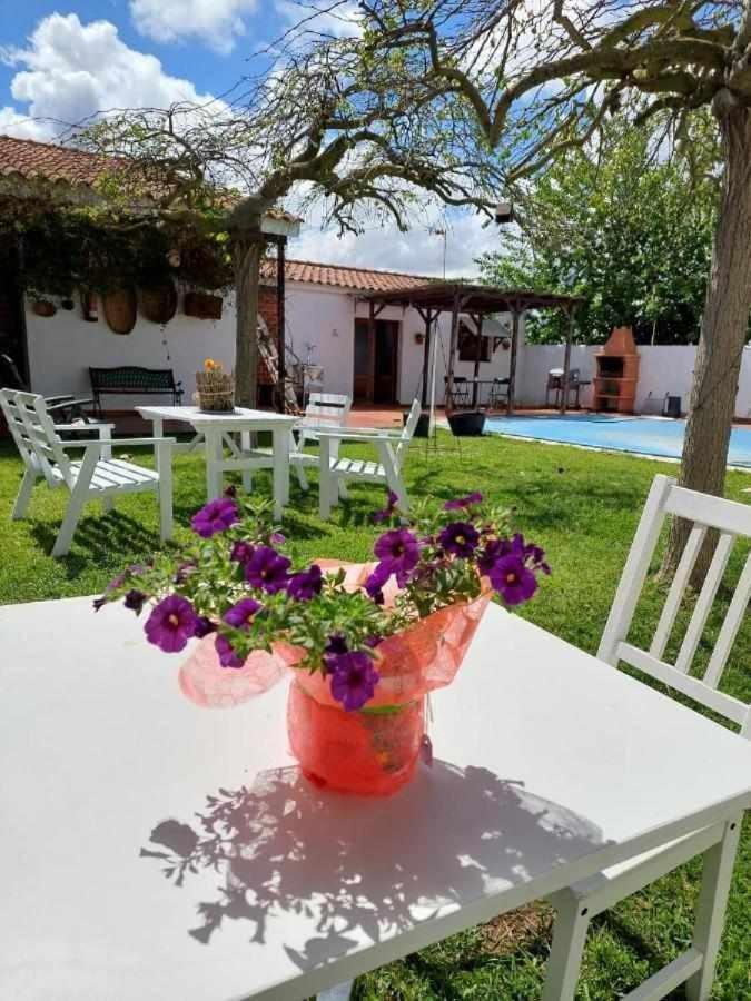 Hotel Rural Villa Torreaguila บาดาฮอส ภายนอก รูปภาพ