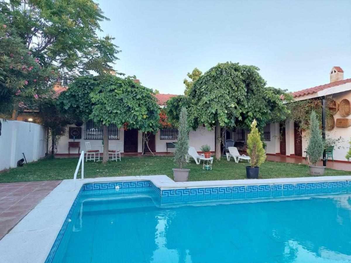 Hotel Rural Villa Torreaguila บาดาฮอส ภายนอก รูปภาพ
