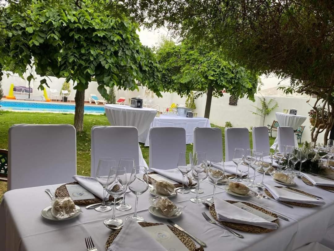 Hotel Rural Villa Torreaguila บาดาฮอส ภายนอก รูปภาพ
